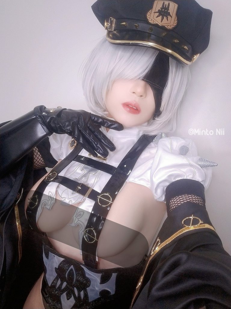 MINTO Nii – Officer 2B